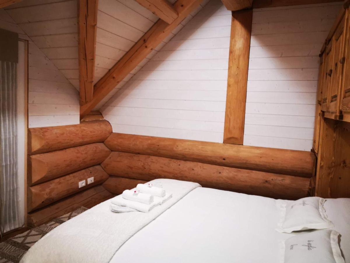 Chalet Le Dorf Noetsch ภายนอก รูปภาพ