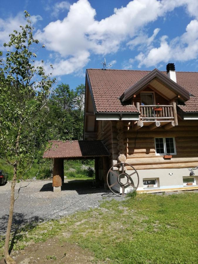 Chalet Le Dorf Noetsch ภายนอก รูปภาพ