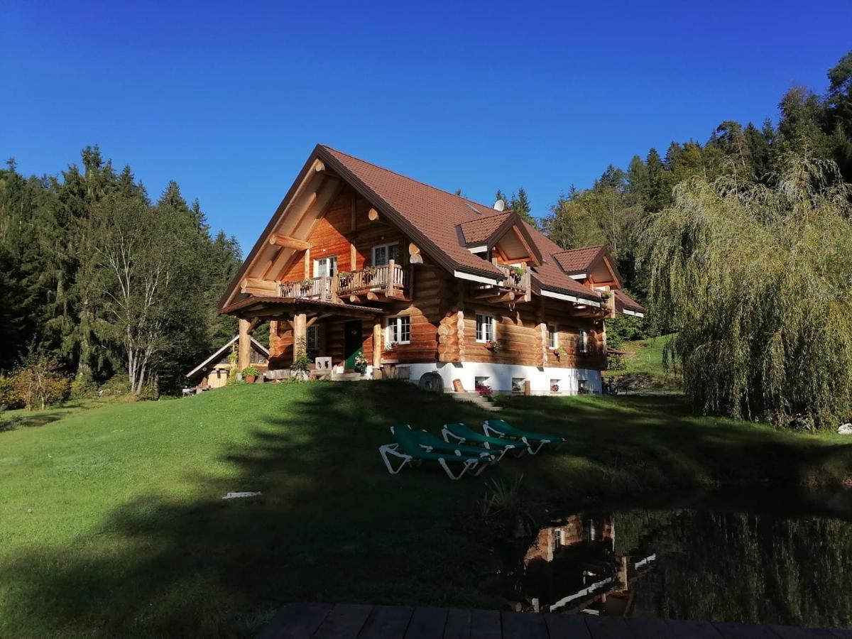 Chalet Le Dorf Noetsch ภายนอก รูปภาพ