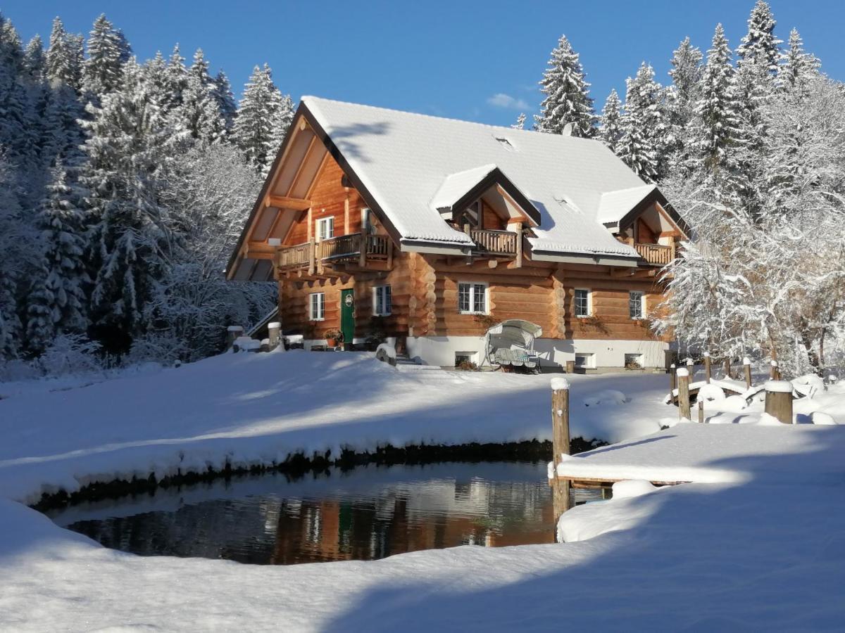 Chalet Le Dorf Noetsch ภายนอก รูปภาพ